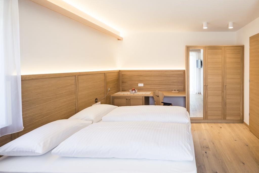 B&B Boutiquehotel Clara 布鲁尼科 外观 照片
